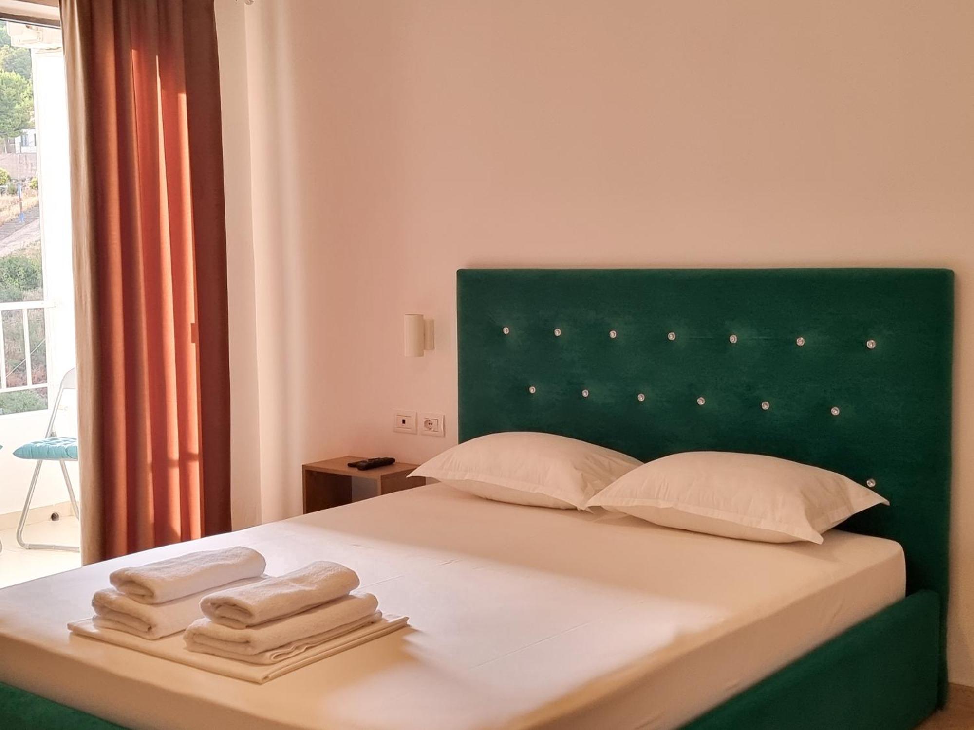 Arte Apartment Sarande Luaran gambar