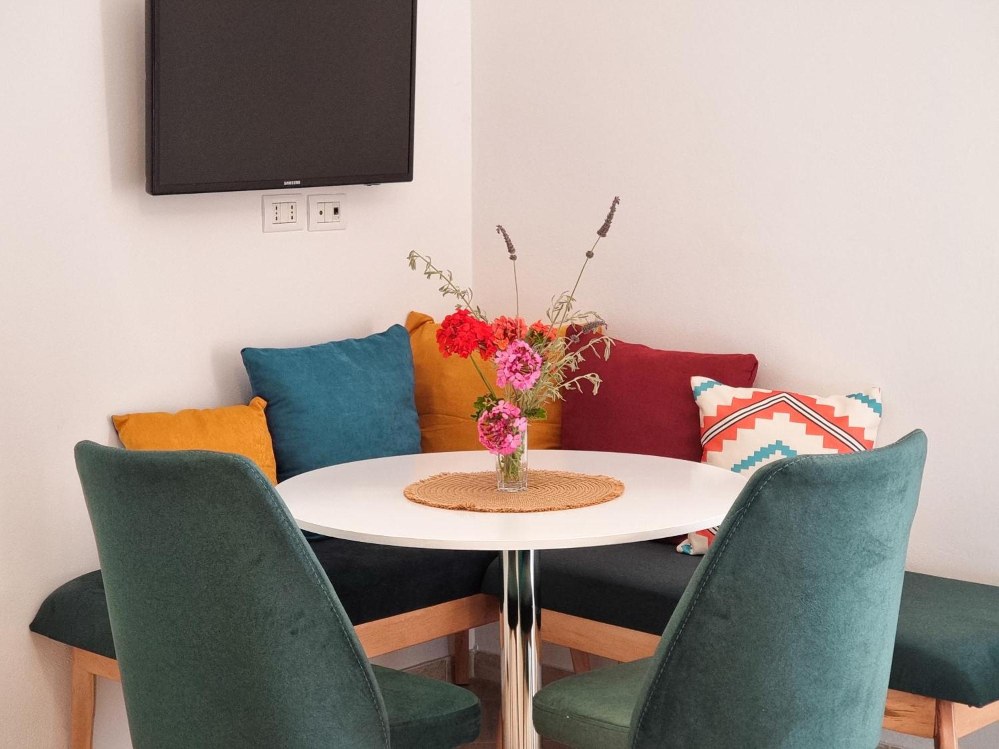 Arte Apartment Sarande Luaran gambar
