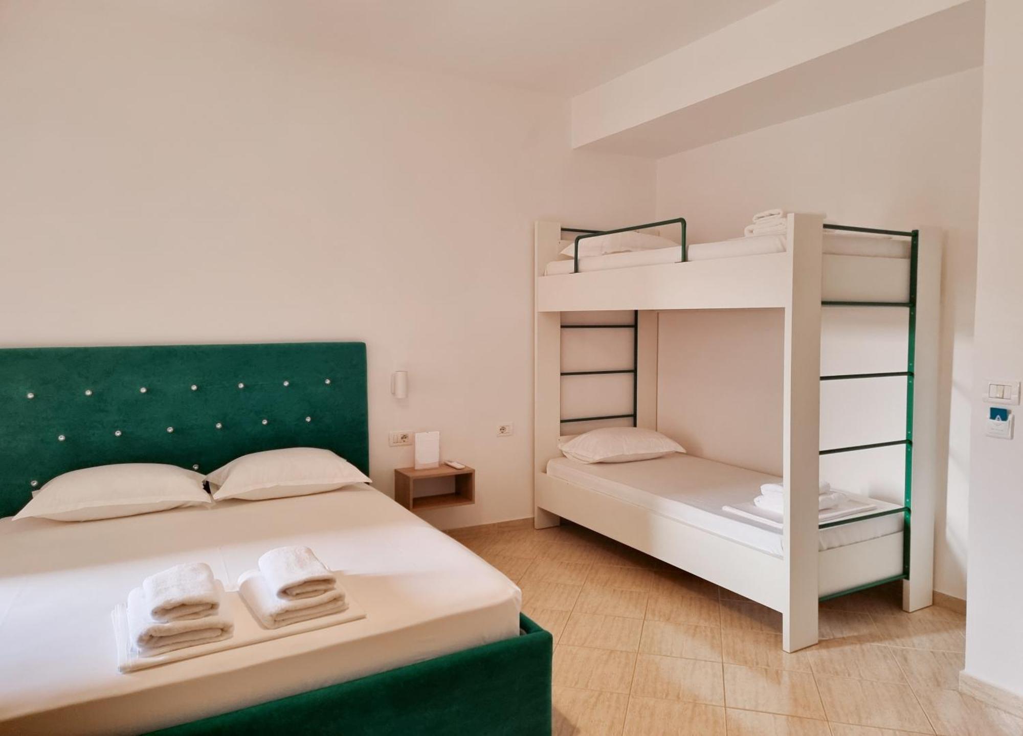 Arte Apartment Sarande Luaran gambar
