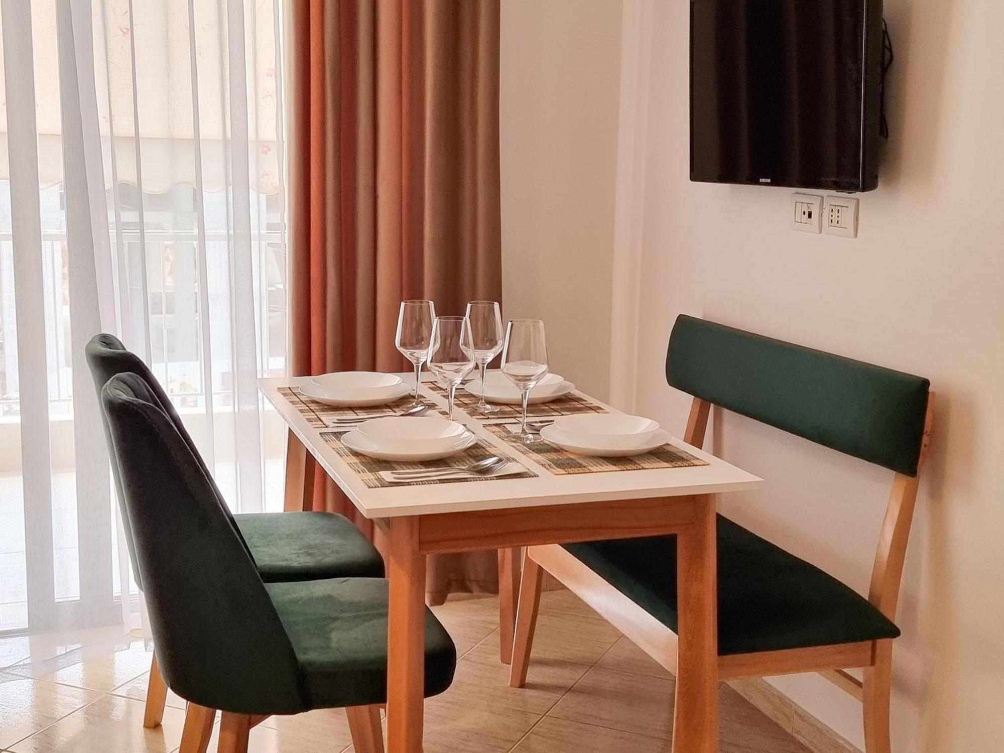 Arte Apartment Sarande Luaran gambar